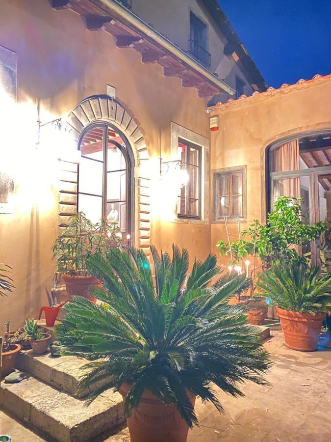 Casabiancalana Boutique Panzió Lucca Kültér fotó